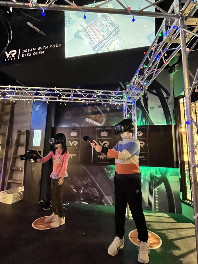  忍居の物語 + VR體驗 