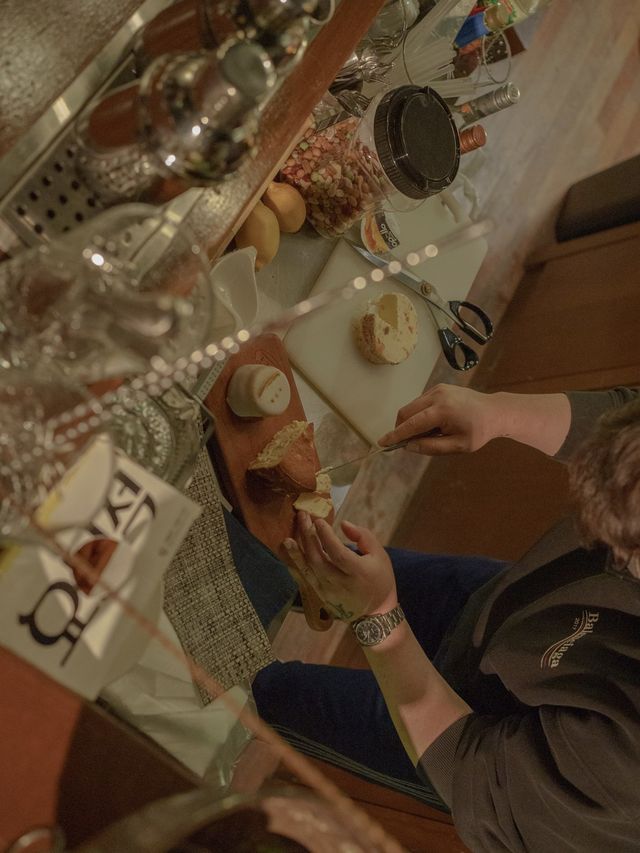 영화 속 외국감성 분위기있는 이태원 와인바 🥂