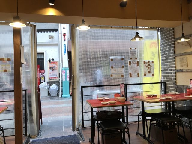 17時からハッピーアワー❗️ぎょうざ好きには最高❗️