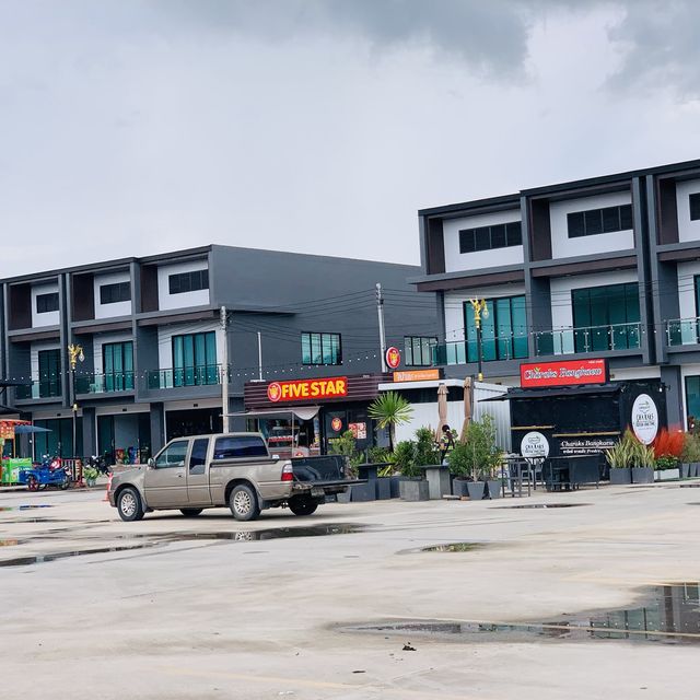 ตลาดพงษ์ทรัพย์บางแก้ว