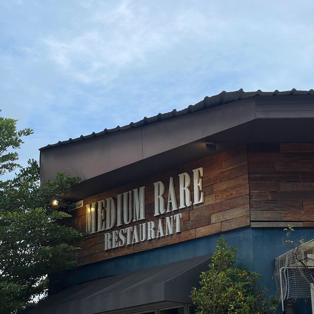 MEDIUM RARE เชียงใหม่ 🥩