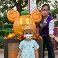 《迪士尼萬勝節活動~米奇Halloween玩轉大街派對》