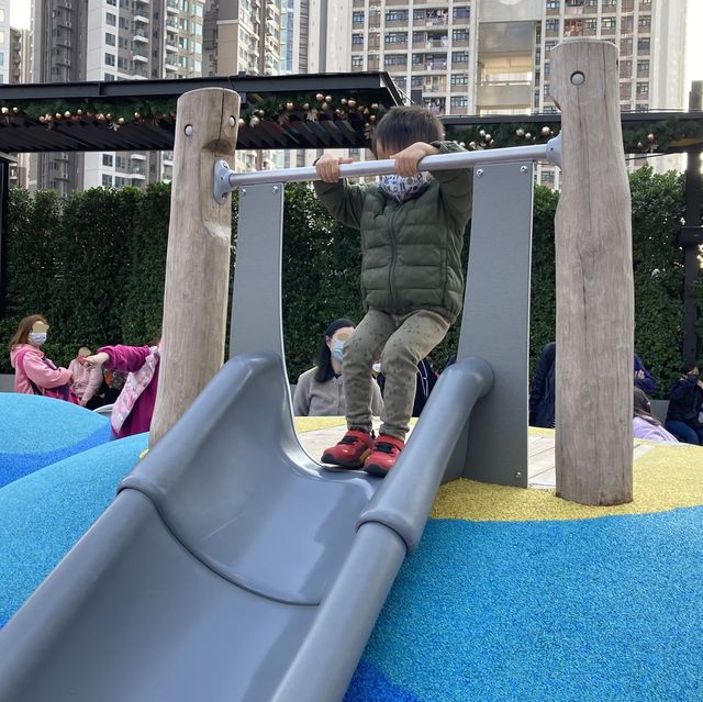 《人山人海空中樂園～PLAY GARDEN》