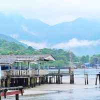สลักเพชรซีฟู้ดแอนด์รีสอร์ท
