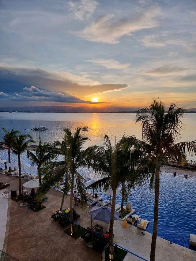 Dusit Thani Mactan, Cebu