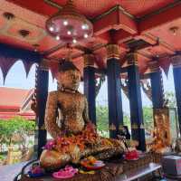 __หลวงพ่อโตมหายาน ในอุทยานถ้ำน้ำตก__