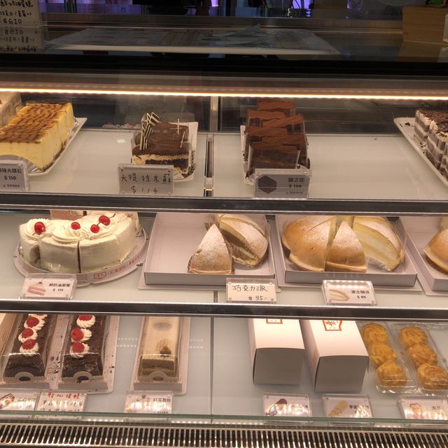 超好吃的鮮奶油蛋糕🎂現在也有實體店面可用餐