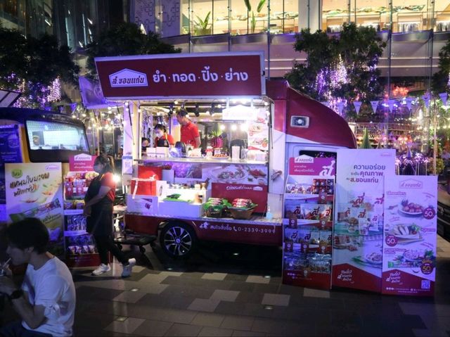 Iconsiam 夜景+音樂噴泉+小食車