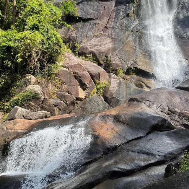 Enjoy dipping my feet into 7 Wells Langkawi!