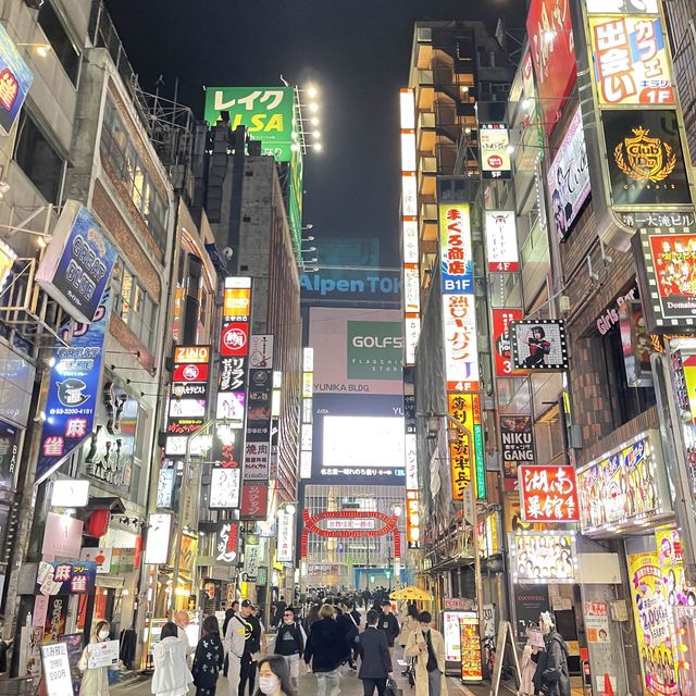 Night life in Tokyo 