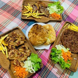 馬其頓傳統美食-BBQ Pčela