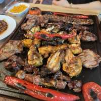 土耳其遊記 fethiye 鐵板上的烤肉 第一次試羊肝串