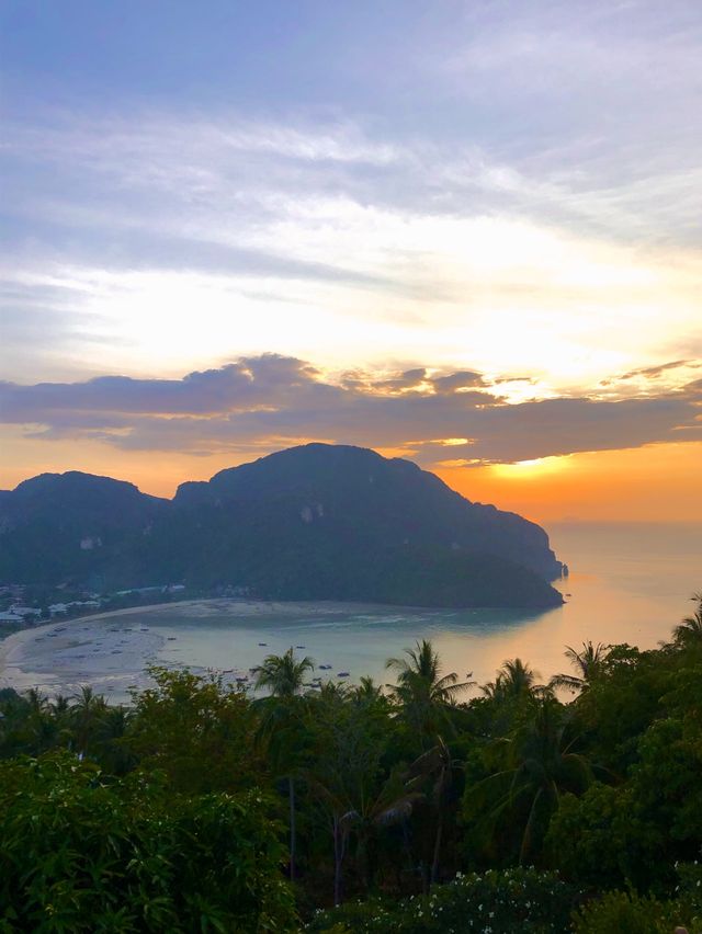 Phi Phi Viewpoint 🌅