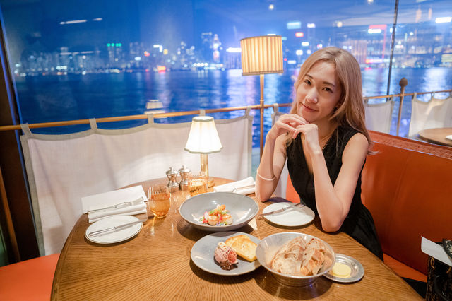 慶祝飯推介- 英式餐室欣賞維港美景