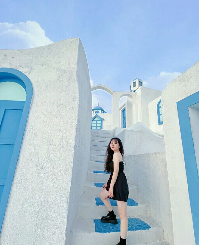Pretend to be in "Santorini" while taking photos in Changsha.