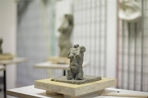 Sculpture Sketches - Clay modeling workshop in Florence | Geko art studio