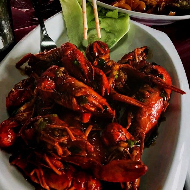 The Famously Delicious Golden Prawn Seafood