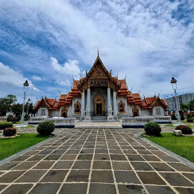 The Marble Temple พระอุโบสถหินอ่อนจตุรมุข