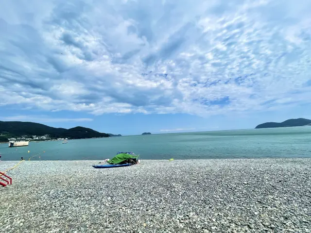 이국적인 흑진주 몽돌 해수욕장에서 바캉스 즐기기💙