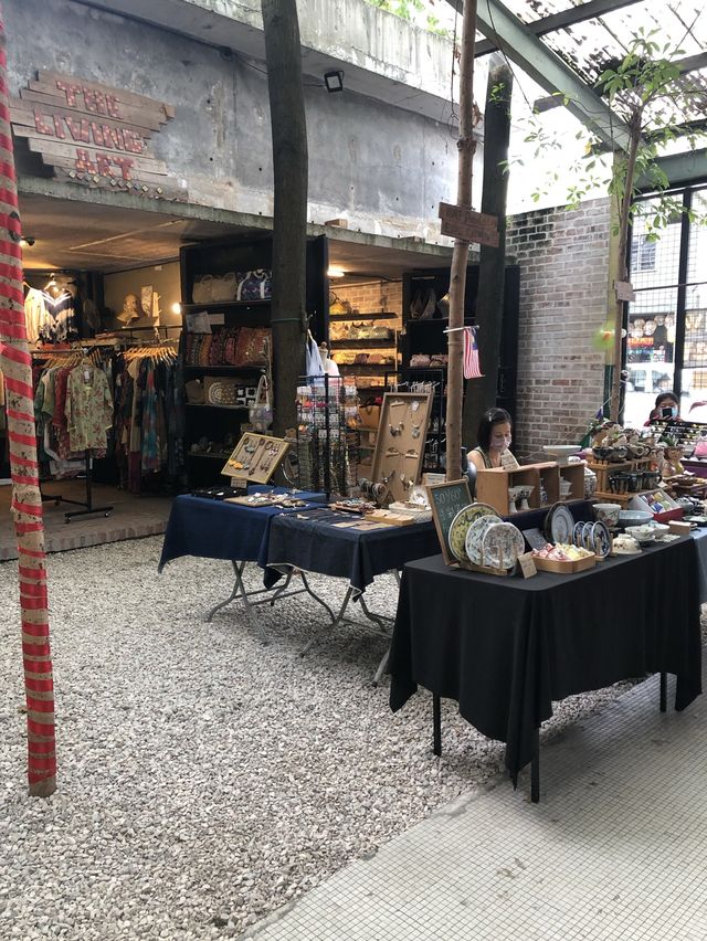 Old School and Vintage Style Street