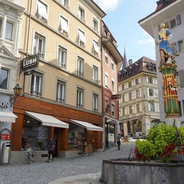 Zurich shopping street