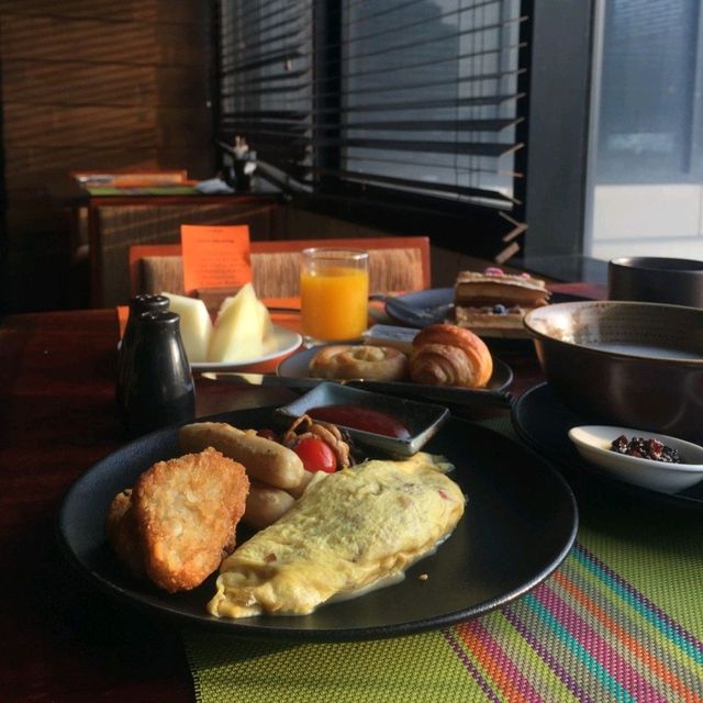 MAKAN KITCHEN @DOUBLETREE KL