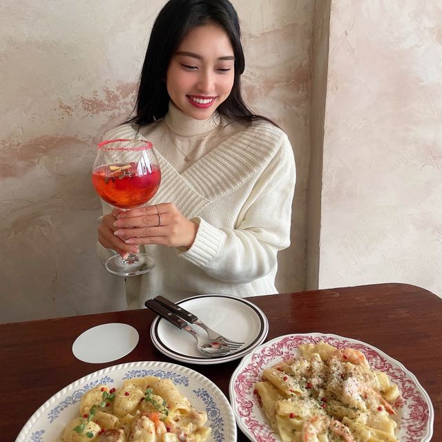 유럽 분위기를 즐길 수 있는 태릉입구역 브런치 카페 : 메모아
