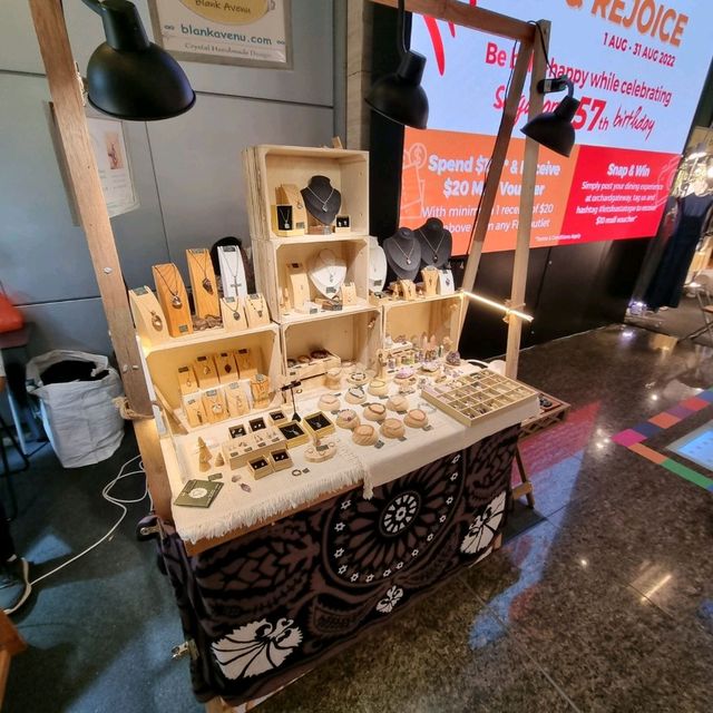 Atrium Sale @ Orchardgateway mall