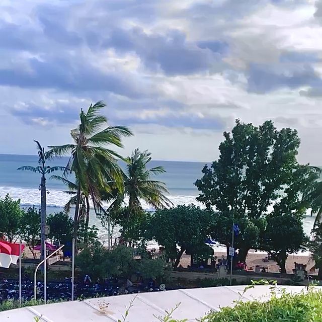 Beachwalk Bali