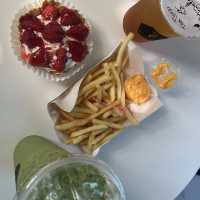 Holy 6 mini cafe หน้าราชภัฏนครศรีธรรมราช