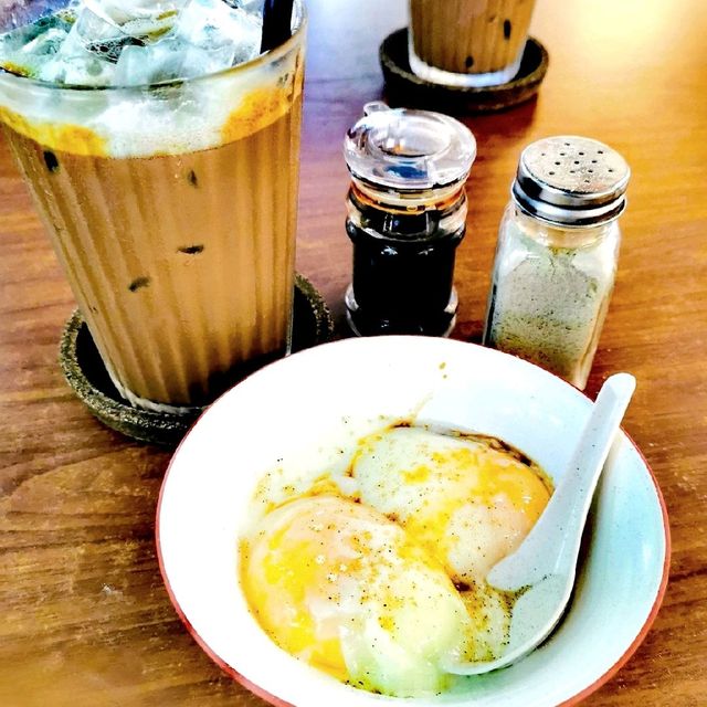 🍀 Authentic Malaysian breakfast ☕🥚🍞