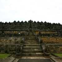 World Largest Buddhist Temple 