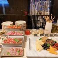 ICC Cafe103 夜景超美自助餐!