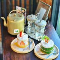 จิราคาเฟ่ อัมพวา