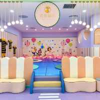 Q-Box Hotel Shanghai Sanjiagang