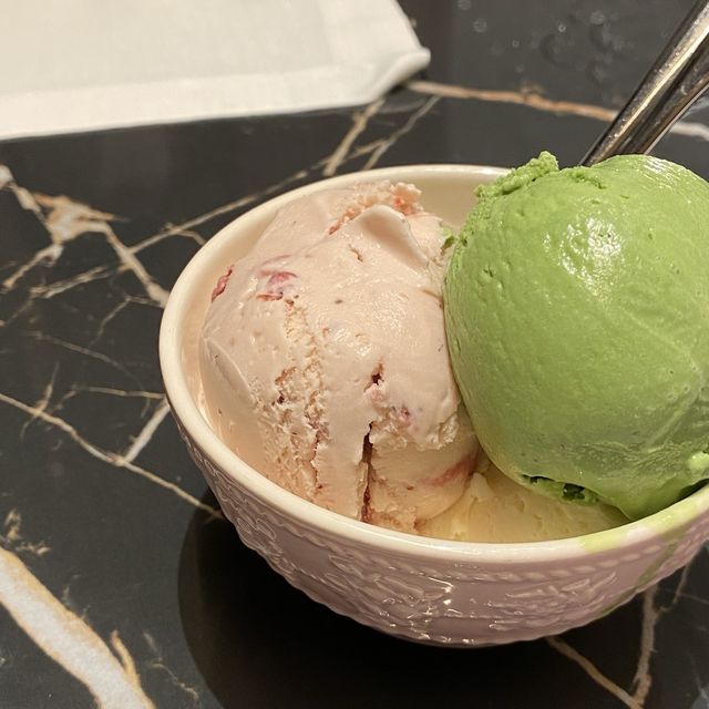 우리나라에서 가장 비싼 뷔페, ‘콘스탄스’ 디너