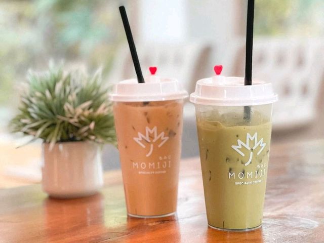 รีวิวคาเฟ่ : Momiji Specialty Coffee (บางแสน)