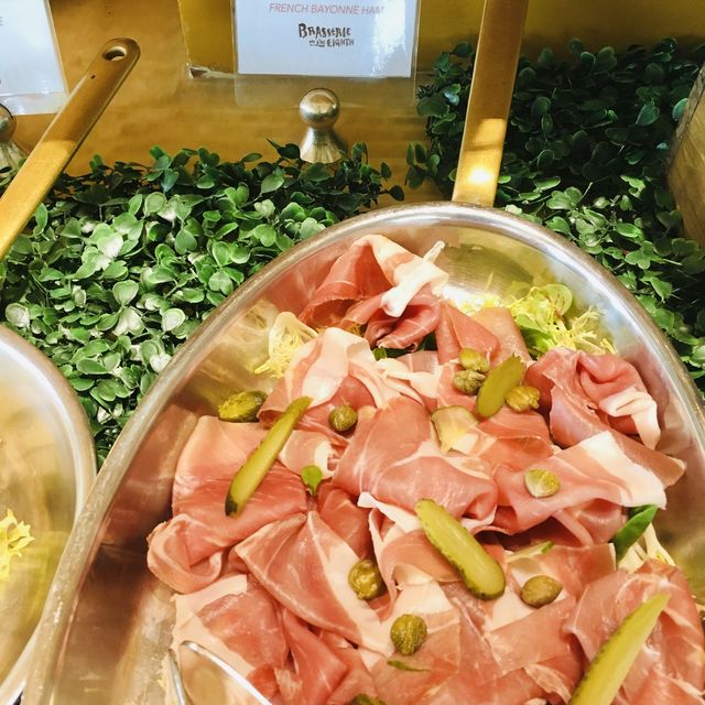 優質服務之選 - 港麗酒店 Conrad Hong Kong