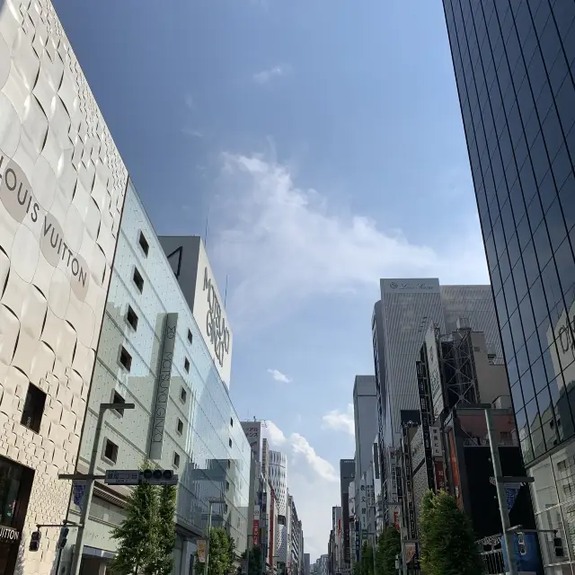 Phố đi bộ - mua sắm hàng hiệu ở Ginza