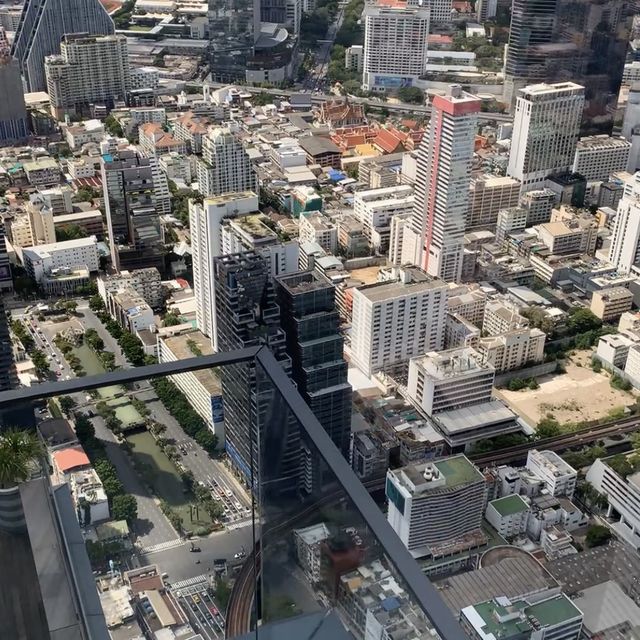 ONE OF THE HIGHEST SKYWALK EVER!!!