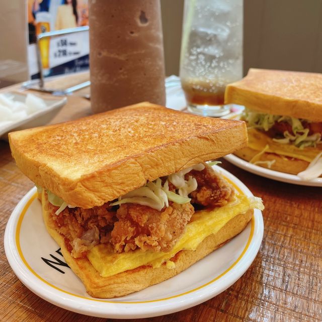 韓式吐司🍞感覺像過江龍一樣 韓式吐司🍞感覺像過江龍一樣