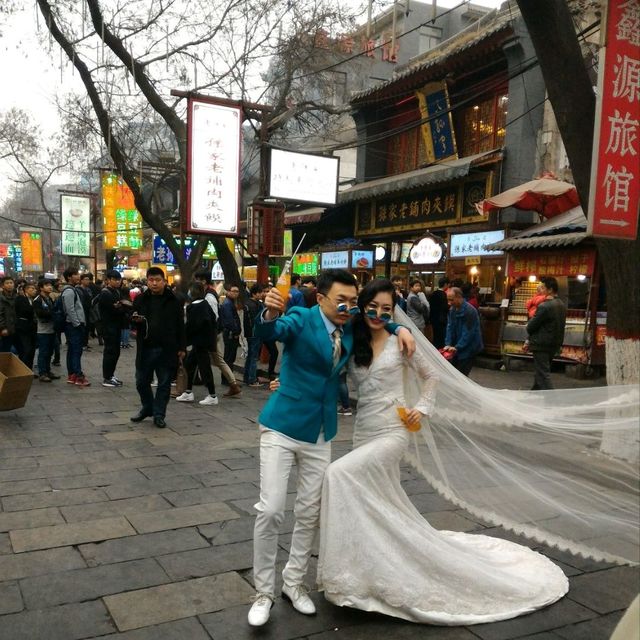 Strolling aroun Xi'an Market