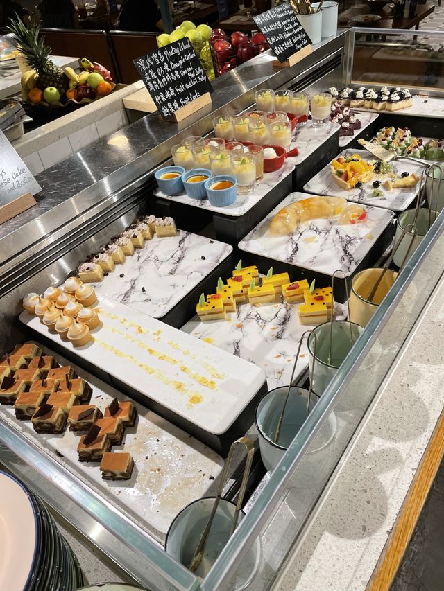 香港 | 超豐富又多選擇嘅自助餐😍