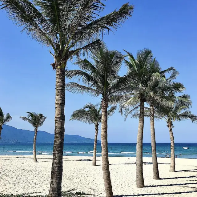 Pham Van Dong Beach - Da Nang, Vietnam 