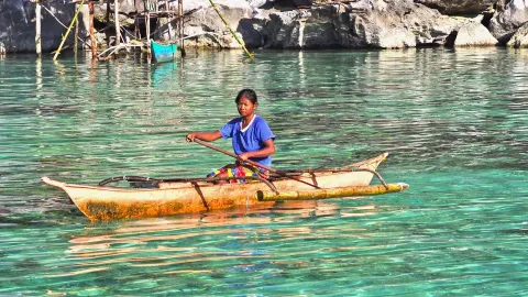 フィリピンで最も美しい海から湖まで、その美しさはモルディブにも匹敵します。 — traveler post in コロン