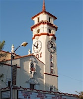 Awesome Scavenger Hunt - Modern Sights and Historic Stops | 2500 W Burrel Ave