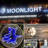 Moonlight Cake House
