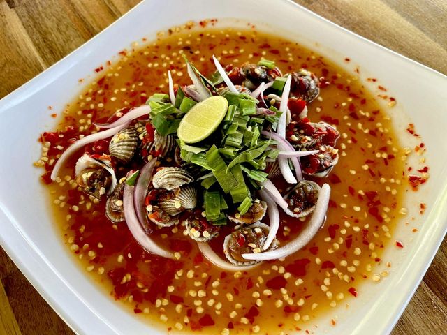 เปรี้ยวปาก อยากชิม : ร้านยำวิวธรรมชาติสุดเลิศ