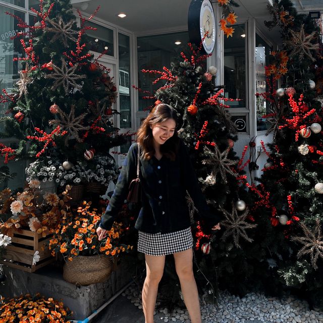 อัปเดตคาเฟ่ตีมคริสต์มาสย่านเจริญกรุง 🎄☃️