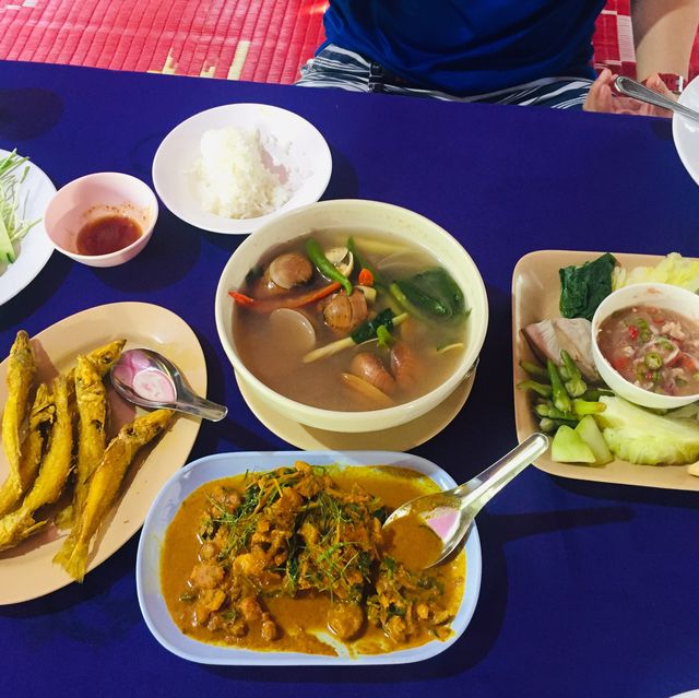 ร้านอาหาร หมอมูดง
